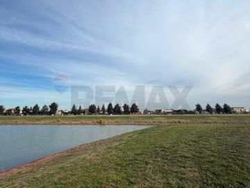 Venta Lote a laguna barrio San Roque Canning