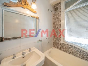 VENTA DE DPTO. 3 AMB. CON PATIO EN BALVANERA