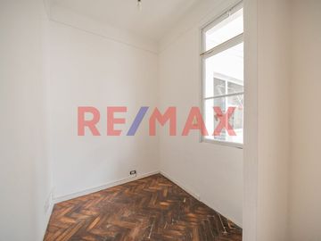 VENTA DE DPTO. 3 AMB. CON PATIO EN BALVANERA