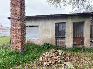 VENTA CASA A RECICLAR EN 2 LOTES EN SANTA CLARA