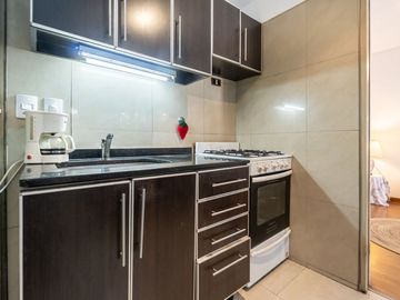 VENTA DEPTO 3 AMB BALCON PATIO PILETA COLEGIALES