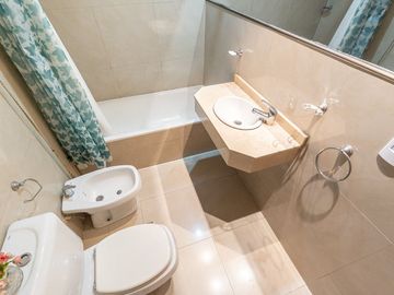 VENTA DEPTO 3 AMB BALCON PATIO PILETA COLEGIALES