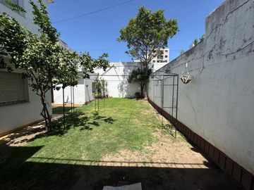Venta Casa 4 dorm Barrio General Paz Apta Credito