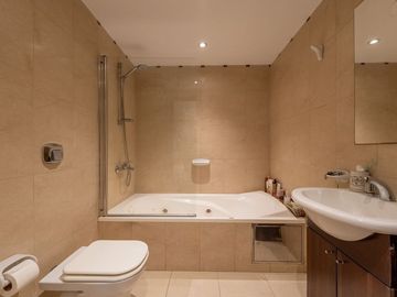 VENTA HERMOSO DEPARTAMENTO 3 AMB. PALERMO CHICO