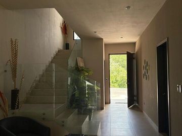 Renta casa Amorada, Carretera Nacional, Santiago