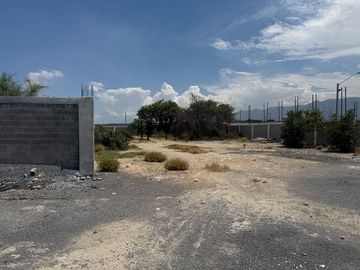Terreno en esquina sobre Ave Heberto Castillo en García NL