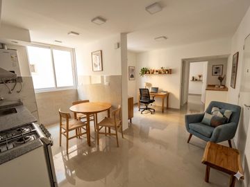 DEPARTAMENTO EN VENTA DE 2 AMBIENTES Y MEDIO EN PALERMO BOTANICO DE CATEGORÍA OPORTUNIDAD
