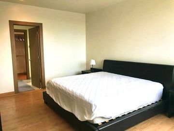 **OPORTUNIDAD** DEPARTAMENTO EN AV. SANTA FE, CON VISTA ESPECTACULAR CON MUEBLES