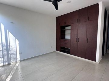 CASA EQUIPADA EN VENTA EN BELLAVISTA DZITYÁ, MÉRIDA