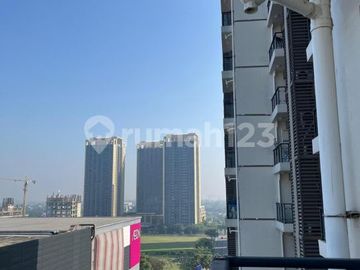Dijual Apartmen Skyhouse 3 BR Semi Furnished Unit Tinggal Bawa Koper