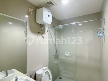 Jual Rugi. Apartemen, Furnished, di Treepark BSD