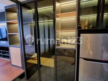 Dijual Apartemen 1 BR Full Furnished The Smith Alam Sutera View Mall Alam Sutera
