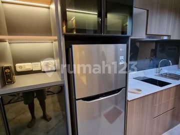Dijual Apartemen 1 BR Full Furnished The Smith Alam Sutera View Mall Alam Sutera
