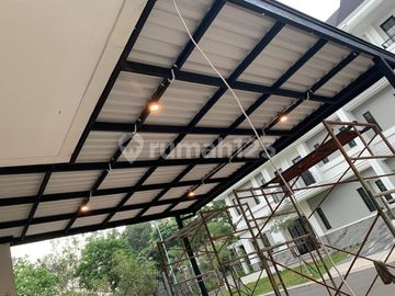Turun 900 Juta Hot Item Sale Rumah Baru Hoek 3 Lantai Full Bangunan Siap Masuk