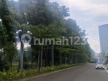 Turun 900 Juta Hot Item Sale Rumah Baru Hoek 3 Lantai Full Bangunan Siap Masuk