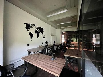 Renta 350m2, Piso de Oficinas, Puebla, La Roma- ACONDICIONADO