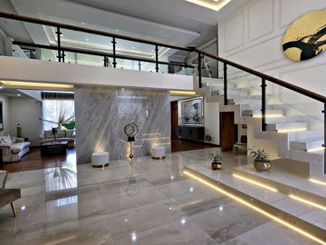 Residencia de 1,200 m² en El Campanario, Querétaro