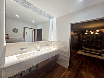 Residencia de 1,200 m² en El Campanario, Querétaro