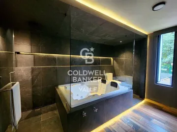 Casa en venta en San Mateo Acatitlán, Valle de Bravo, México
