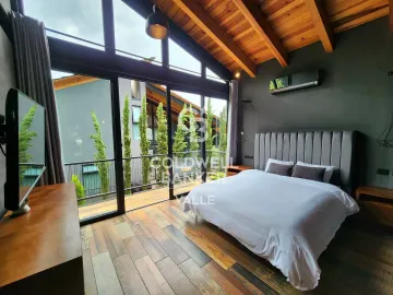 Casa en venta en San Mateo Acatitlán, Valle de Bravo, México