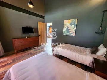 Casa en venta en San Mateo Acatitlán, Valle de Bravo, México