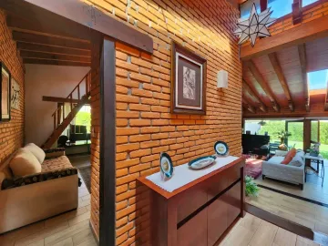 Casa en renta en Avandaro, Valle de Bravo, México