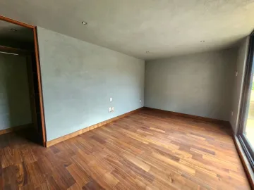 Casa en venta en Avandaro, Valle de Bravo, México