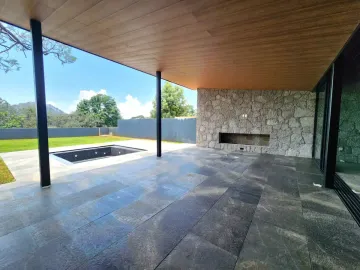 Casa en venta en Avandaro, Valle de Bravo, México