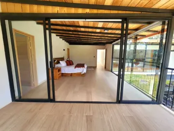 Casa en venta en Avandaro, Valle de Bravo, México