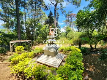 Casa en venta en Avandaro, Valle de Bravo, México