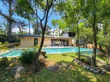 Casa en venta en Avandaro, Valle de Bravo, México