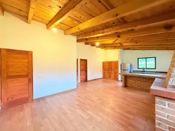 Casa en renta en Cerro Colorado, Valle de Bravo, México