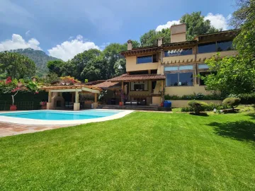 Casa en renta en Valle de Bravo, Valle de Bravo, México