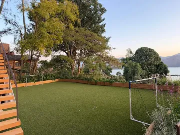 Casa en renta en La Peña, Valle de Bravo, México