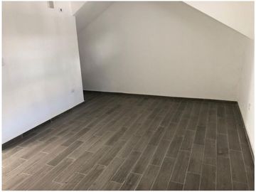 Casa Amplia Equipada en Cumbres Elite Premier de 4 niveles, García