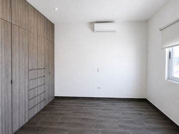 Casa Amplia Equipada en Cumbres Elite Premier de 4 niveles, García