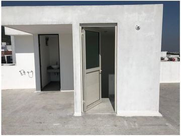 Casa Amplia Equipada en Cumbres Elite Premier de 4 niveles, García