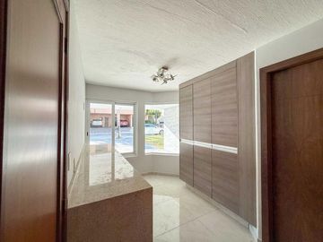 CASA NUEVA EN VENTA PUERTA DE HIERRO