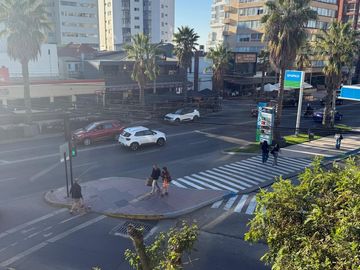 Se vende departamento en Viña del Mar, lado Av San Martín.