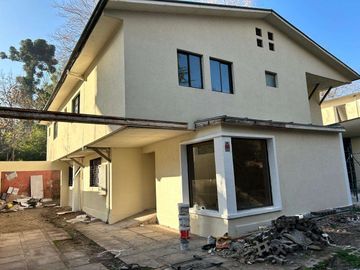 Propiedad Comercial de 850m2 19 Privados sector Edif Genesis
