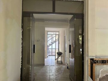 Propiedad Comercial de 850m2 19 Privados sector Edif Genesis