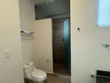 Casa en Renta en Privada Montejo, Santa Catarina, Nuevo León (Melva)