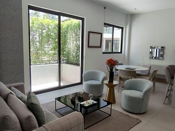 AGC  Venta Departamento 2 dormitorios más terraza. Cumbayá.