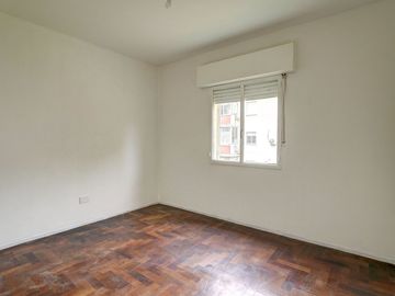 VENTA DEPTO 3 AMB COCHERA VERSALLES Barrio KENNEDY
