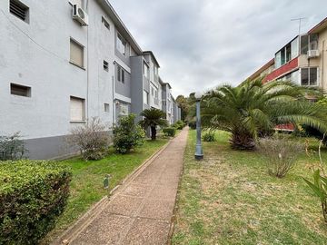 VENTA DEPTO 3 AMB COCHERA VERSALLES Barrio KENNEDY