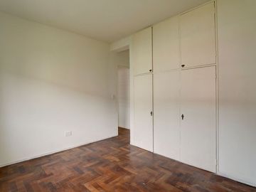 VENTA DEPTO 3 AMB COCHERA VERSALLES Barrio KENNEDY
