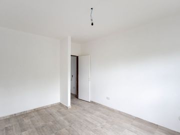 VENTA CASA MULTIFAMILIAR PATIO GARAJE I. CASANOVA