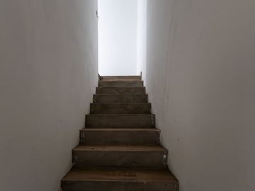 VENTA CASA MULTIFAMILIAR PATIO GARAJE I. CASANOVA