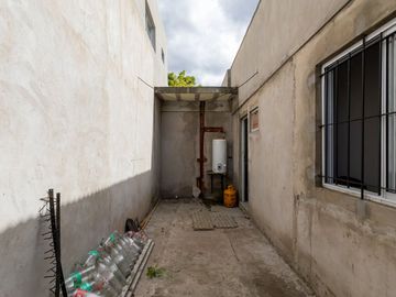 VENTA CASA MULTIFAMILIAR PATIO GARAJE I. CASANOVA
