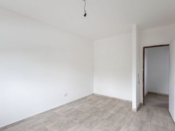VENTA CASA MULTIFAMILIAR PATIO GARAJE I. CASANOVA